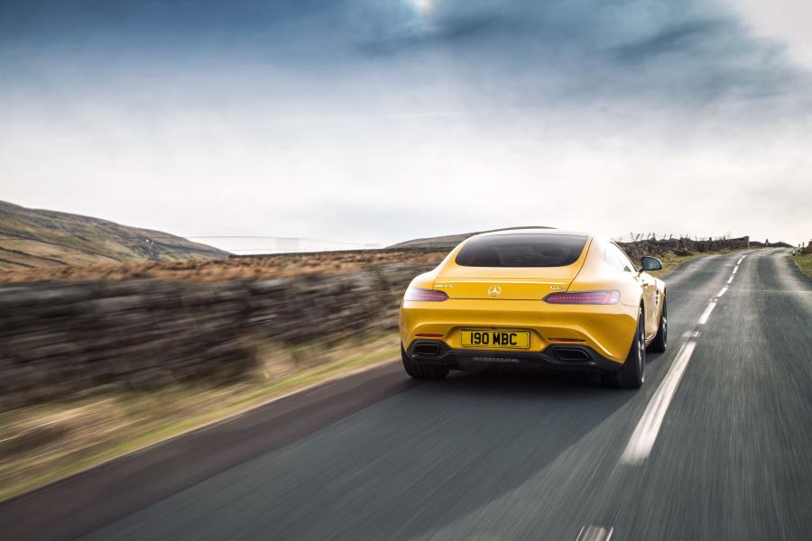  Mercedes-AMG GT S 2015 года  (UK) (фото 8 из 30)